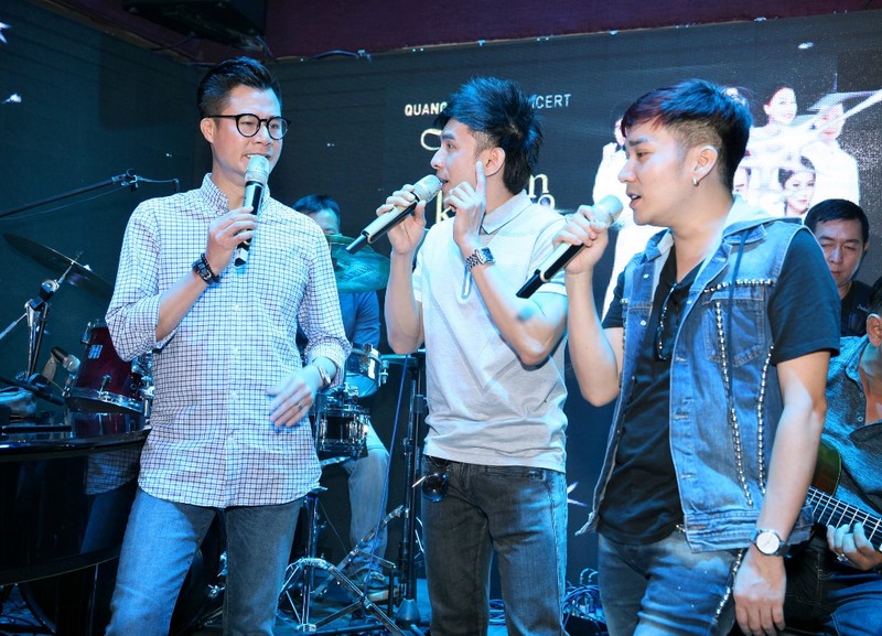 Huong Tram mac tre trung tap luyen cho live show cua Quang Ha-Hinh-5